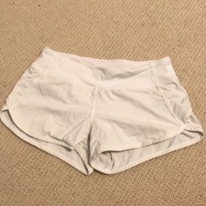 White ivviva shorts